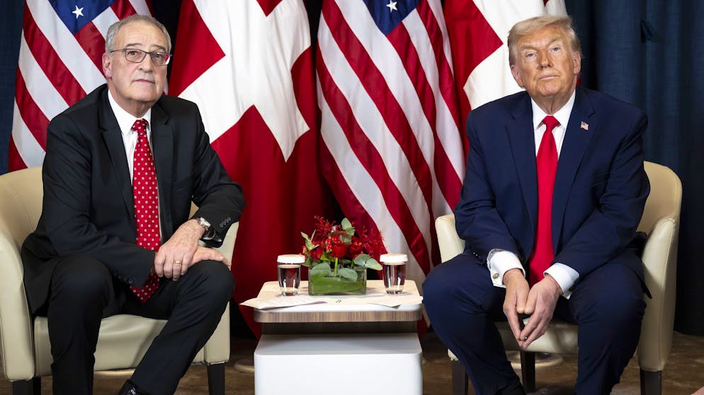 Devant la presse, Guy Parmelin a décrit sa discussion avec Donald Trump comme «courtoise mais ferme».