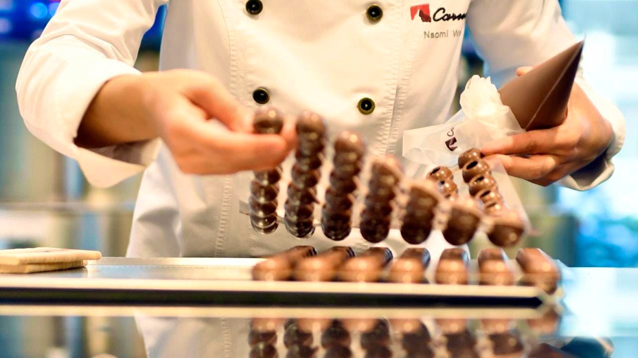 Food products. Barry Callebaut again sells massively less chocolate