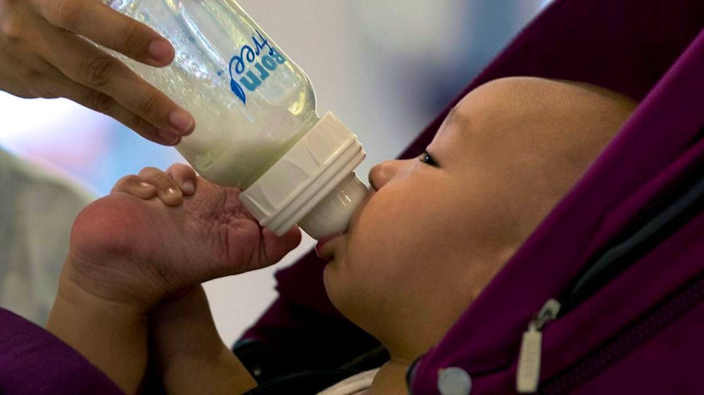 Sicurezza alimentare. Latte per neonati: anche i concorrenti di Nestlé sotto pressione