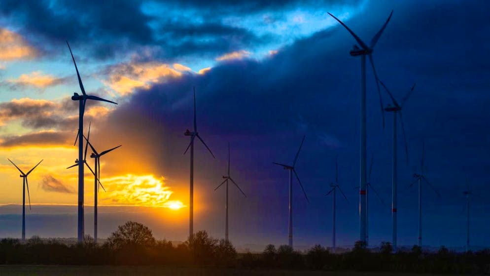 For the first time, wind and solar power are producing more electricity in the EU than all fossil fuels combined. The think tank Ember sees this as the right way forward, but still warns. (archive image)