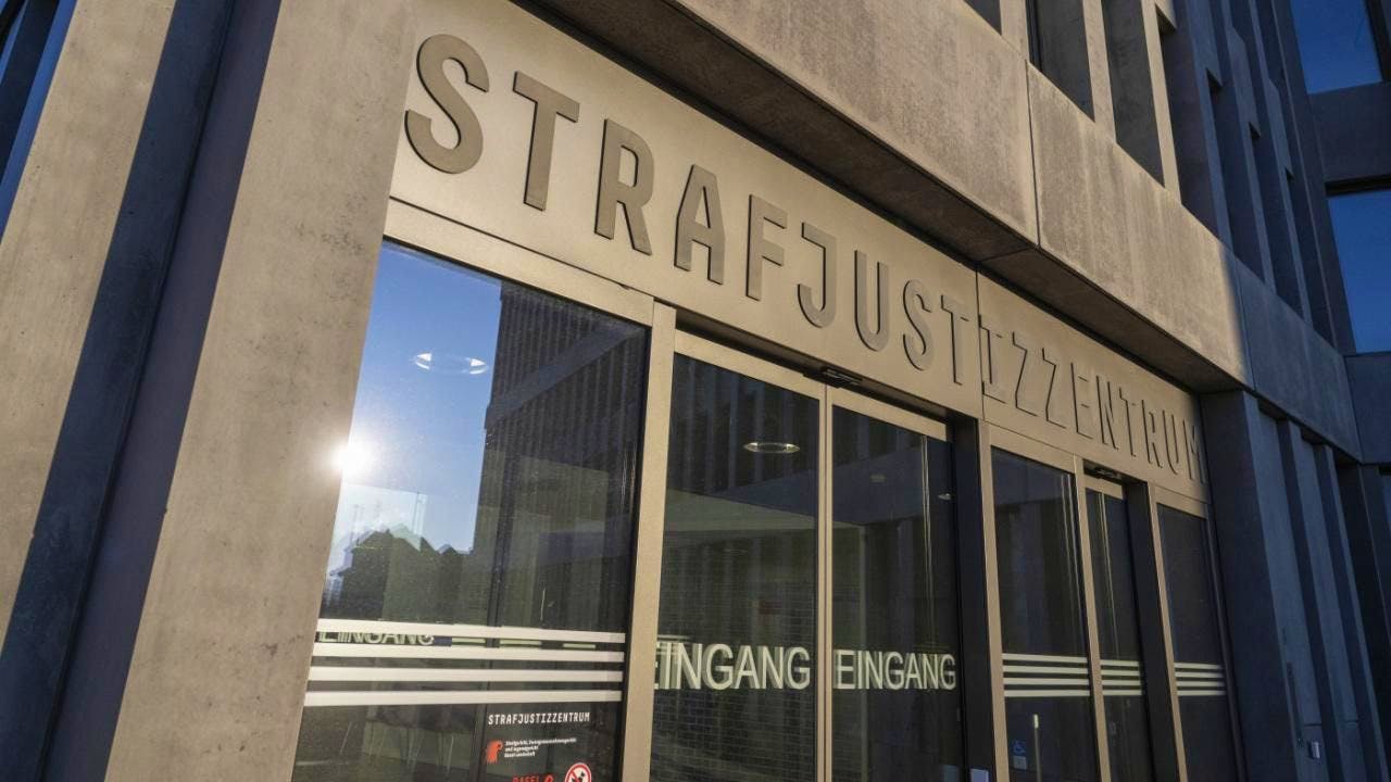 Prozess/Gericht. Beschuldigte werden in Baselbieter Drogenprozess nicht aussagen