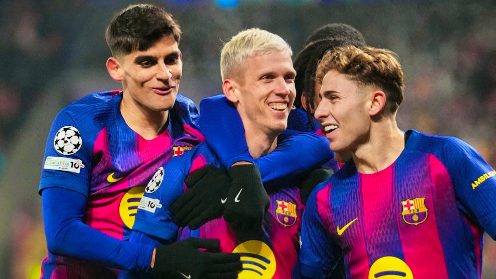 Barcelona attacker Dani Olmo (center) scores a dream goal in the Champions League against Slavia Prague.