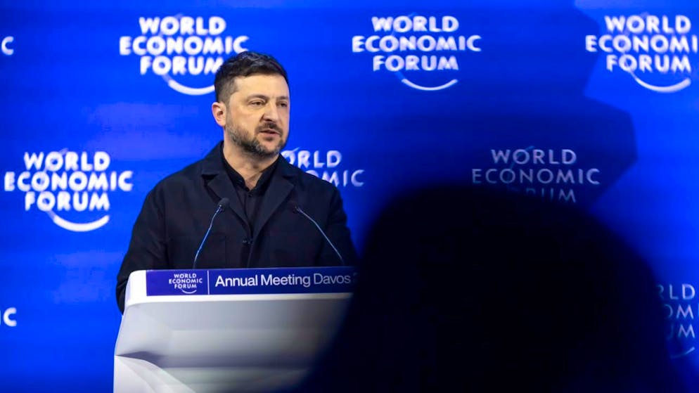 Le président ukrainien Volodymyr Zelensky s'est exprimé jeudi à Davos après avoir rencontré son homologue américain Donald Trump.