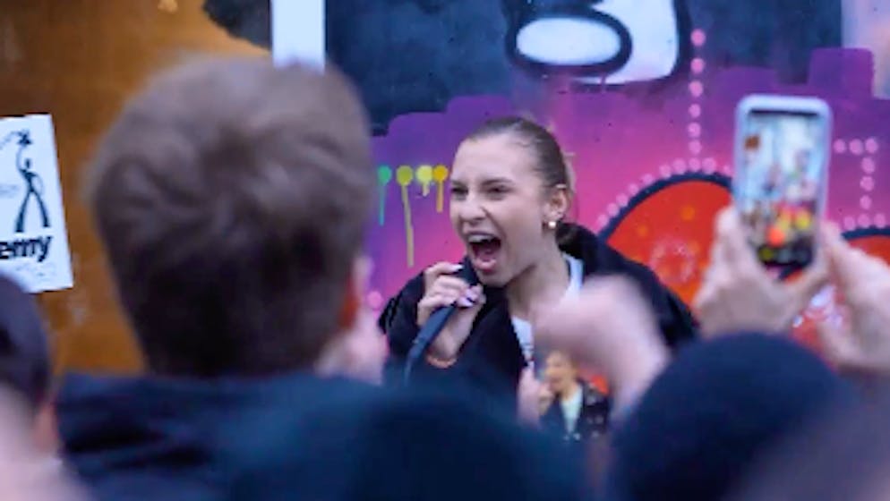 «Star Academy». Avant le prime décisif, Léa Doffey électrise sa ville natale