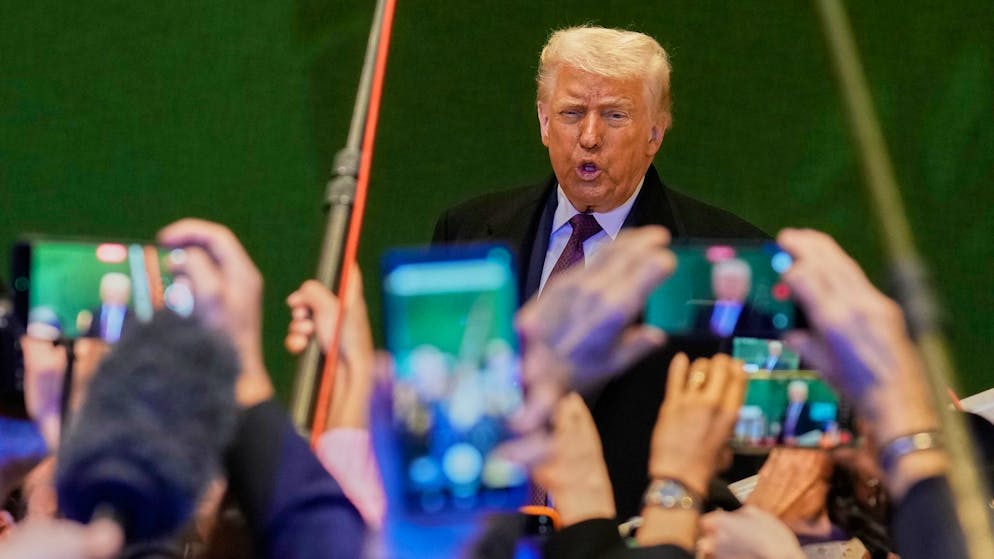 Nouvelle fronde contre la presse. Trump menace le New York Times après la publication d'un sondage défavorable