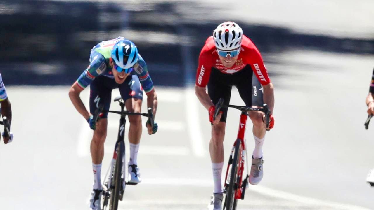 Tour Down Under. Podium finish for Mauro Schmid in Australia