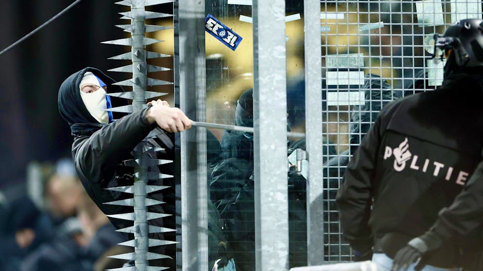 Europa League. Chaos en tribunes aux Pays-Bas : fans évacués et match retardé