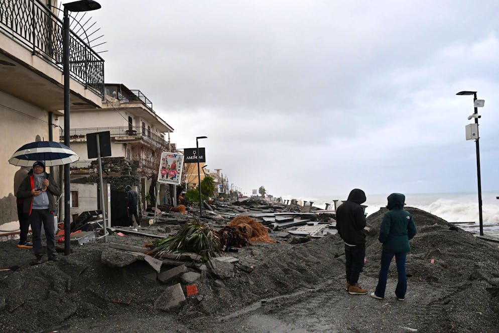 Die Zerstörung an der Küste in der Stadt Messina auf Sizilien.