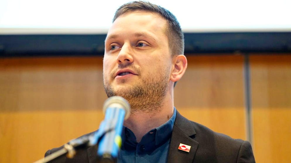 Le premier ministre groenlandais Jens-Frederik Nielsen fait le choix du Danemark.