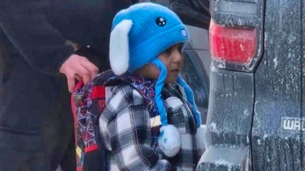 USA under Donald Trump. ICE arrests five-year-old and father +++ Death in ICE custody: Suicide my ass - murder of Cuban man