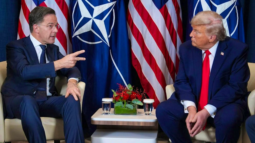 First Donald Trump threatens the Europeans in the Greenland conflict, then he backs down again. And tomorrow everything could be different again: Nato Secretary General Mark Rutte (l.) and the US President meet on the sidelines of the WEF in Davos on Wednesday evening.