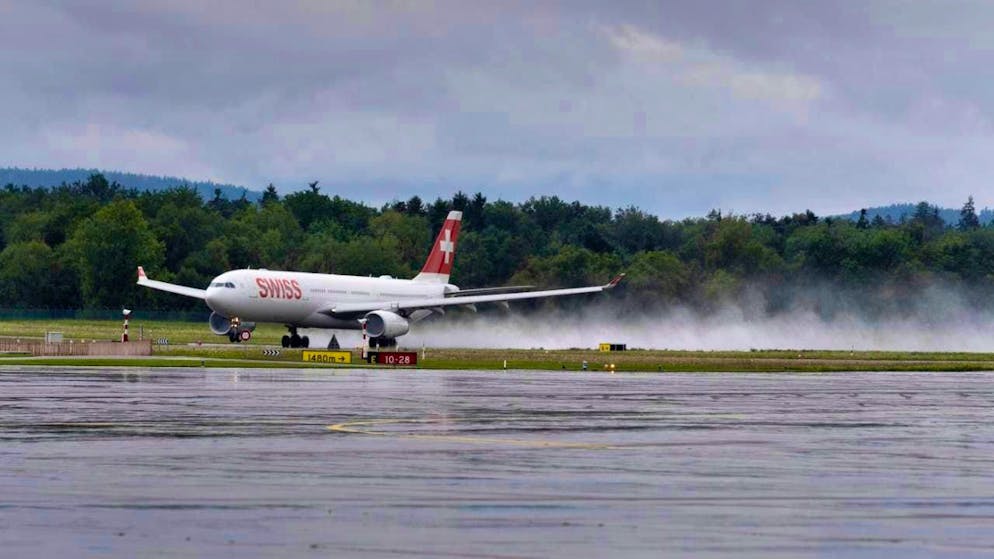 The Swiss airline Swiss has canceled several flights as a precautionary measure in view of the winter storm expected in the USA. (archive picture)
