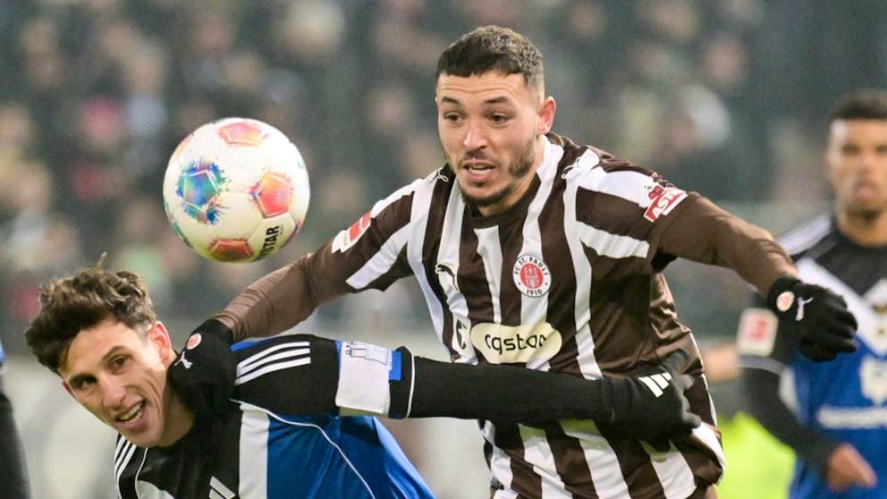 Bundesliga. Nil-nil in Hamburg city derby