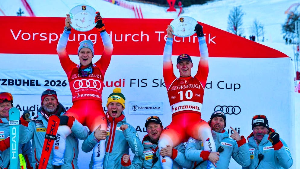 Marco Odermatt and Franjo von Allmen celebrate their double victory.