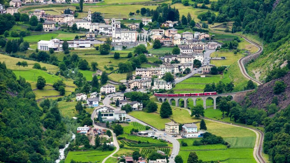 Davide Migliacci e Giancarlo Plozza: sono i due candidati che corrono per la poltrona di sindaco di Brusio. L'elezione suppletiva si terrà l'8 marzo.