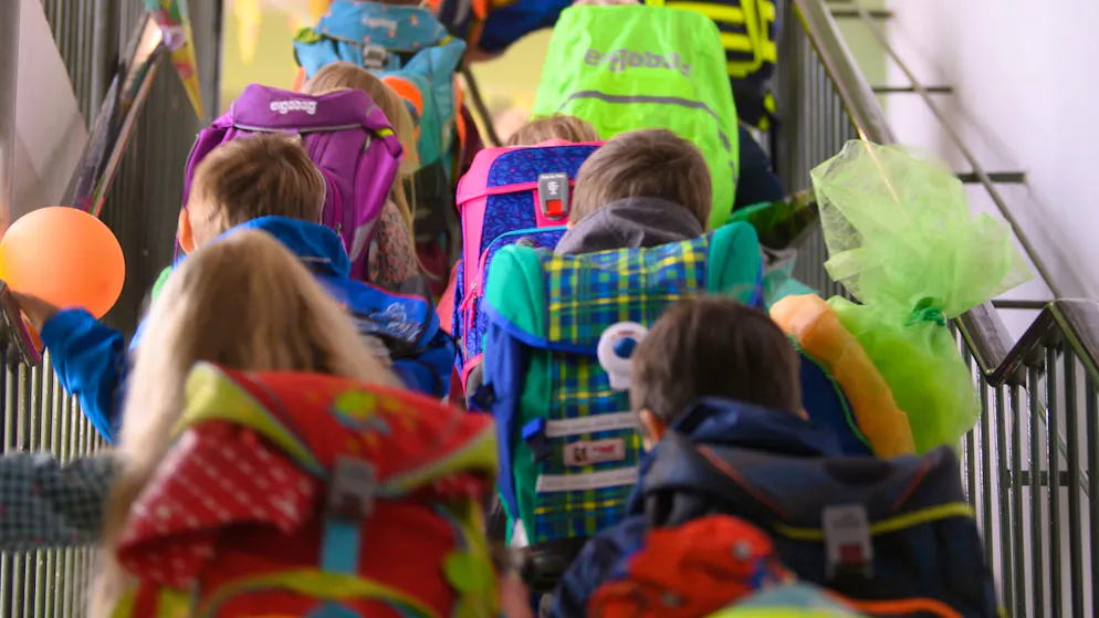 Zoff wegen früherer Einschulung. Eltern halten Mädchen für hochbegabt – und ziehen deswegen vor Gericht
