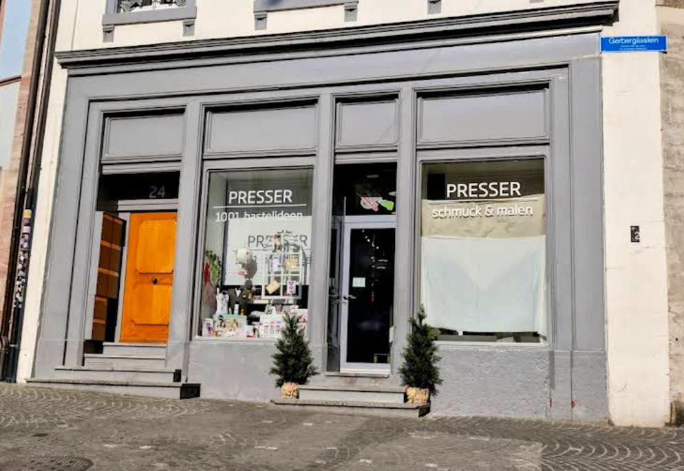 Der Schriftzug in den Fenstern ist bei Presser künftig nicht mehr erlaubt. 
