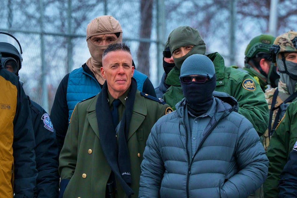 Like an officer from a Nazi movie: Gregory Bovino, Trump's man who commands the Border Patrol during ICE troop raids in US metropolitan areas, wears a matching undercut with his calf-length coat. (January 15, 2026)