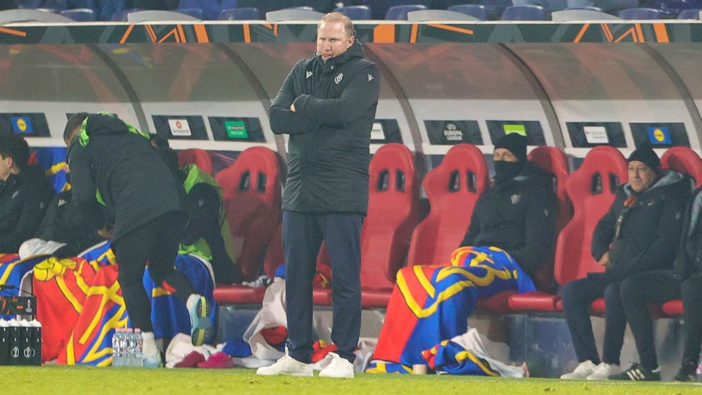 Letztes Spiel für Ludovic Magnin?. Der FC Basel hat viel mehr als ein Trainerproblem