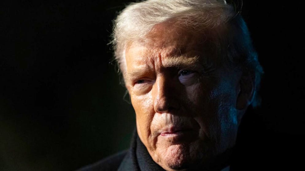 USA-Canada. Trump minaccia Carney: «Dazi al 100% se fa un accordo con la Cina»