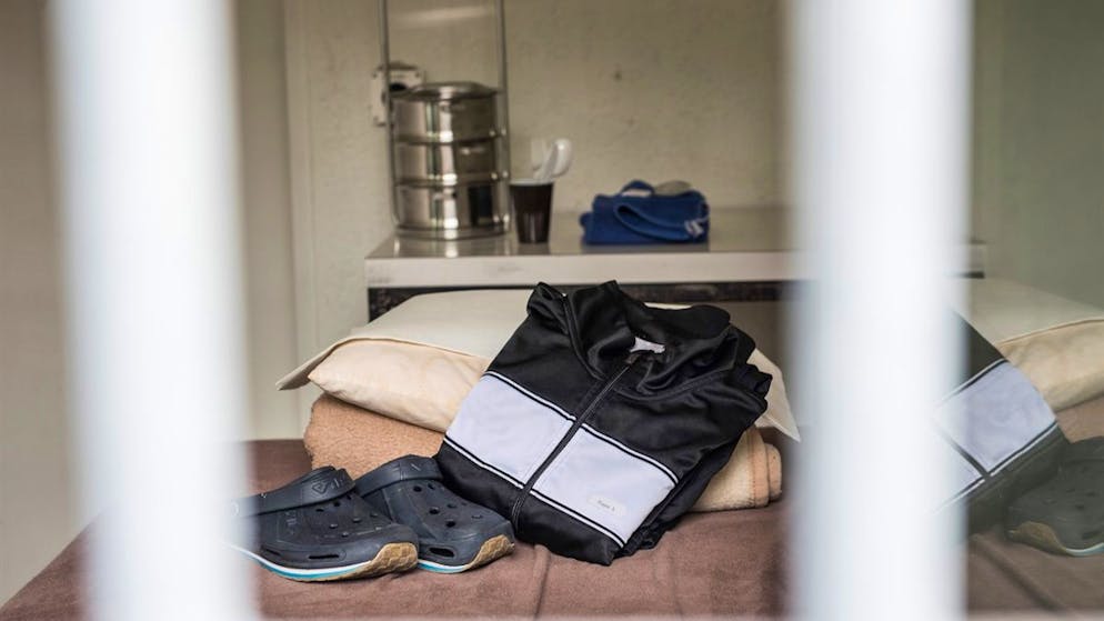 Grigioni. Arrestati due ladri, avevano ripulito varie auto in Mesolcina