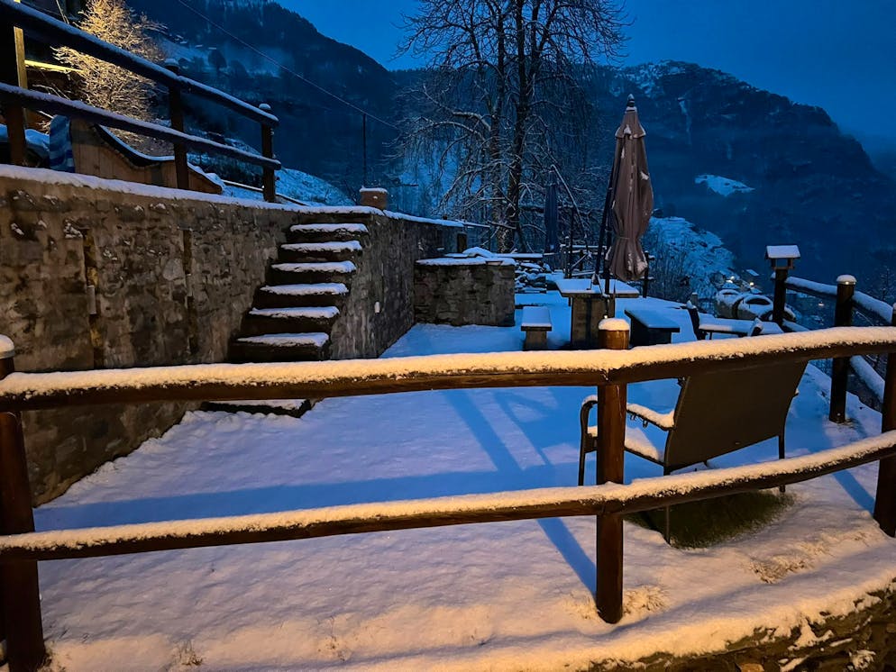 La neve caduta a Spruga, in Valle Onsernone (1'100 metri)