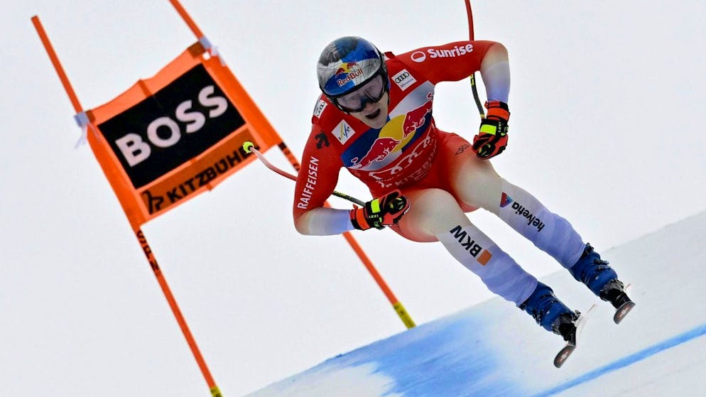 7 hundredths missing. Odermatt bites his teeth out at Franzoni's best time