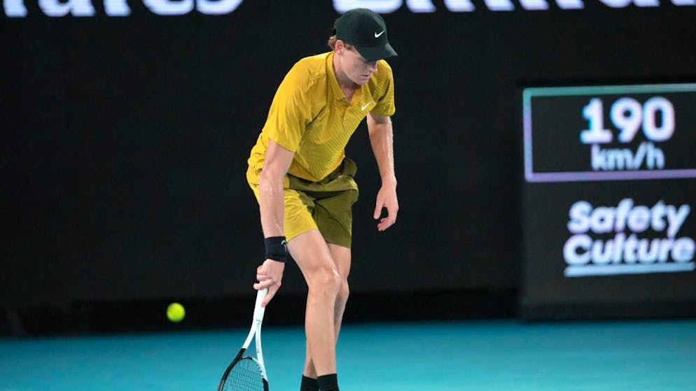 Australian Open. Sinner wins despite complaints - Keys still without losing a set