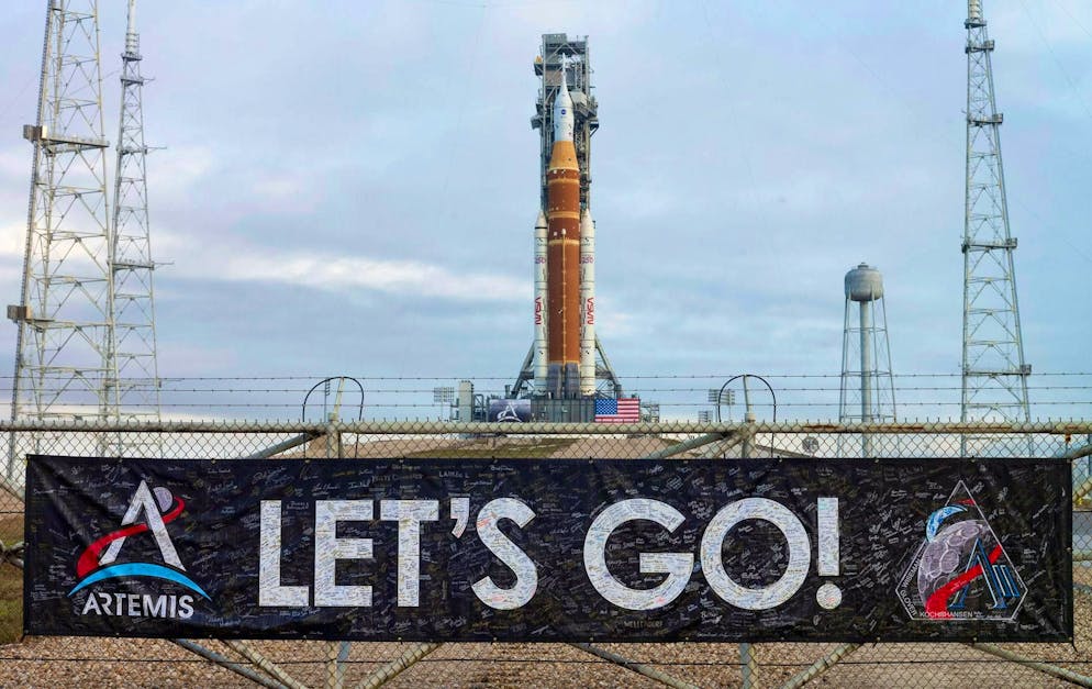 The rocket and the Orion space probe have been standing since January 18