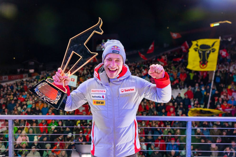 Vainqueur du super-G vendredi, Marco Odermatt peut réaliser le doublé comme son idole Didier Cuche.