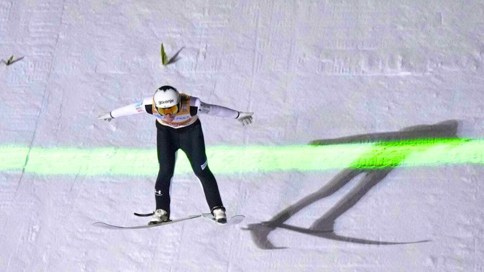 Always sails over the green line of the leader: Domen Prevc