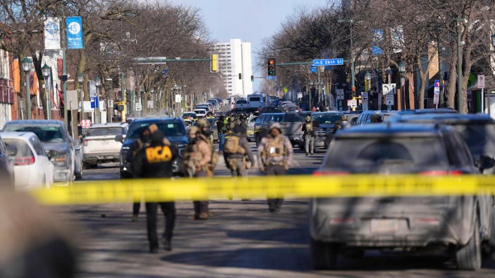 Agenti federali a Minneapolis (Usa)