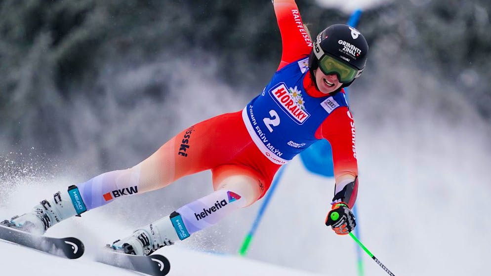 1st race in Spindleruv Mlyn. Hector leads by a wafer-thin margin ahead of Rast - Piller and Kasper in the top 11