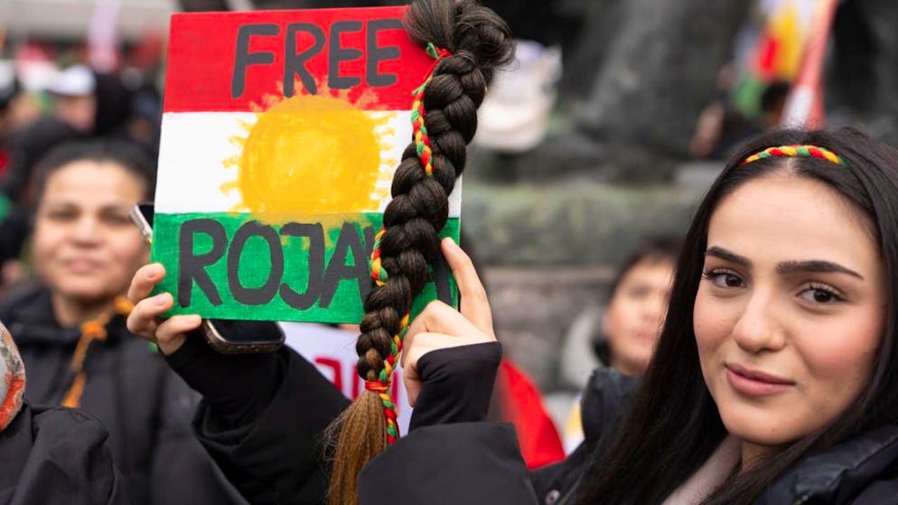 Protesta. Centinaia in piazza a Zurigo per i curdi siriani