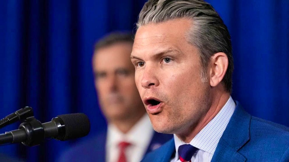 ARCHIVE - Secretary of Defense Pete Hegseth speaks at Mar-a-Lago in Palm Beach. Photo: Alex Brandon/AP/dpa