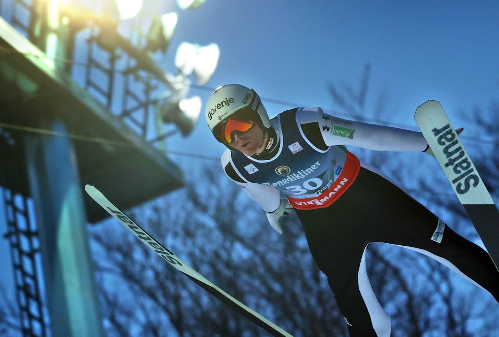 Domen Prevc sacré champion du monde de vol à skis à Oberstdorf.
