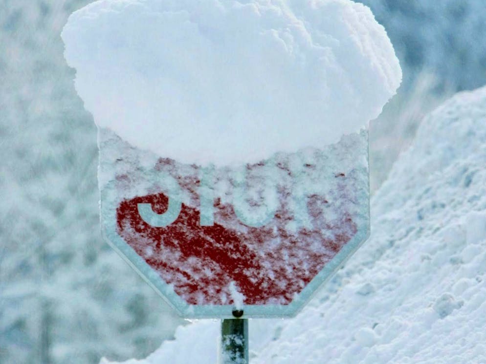 In condizioni stradali precarie, vale anche la pena di fare una pausa e aspettare che le condizioni migliorino.
