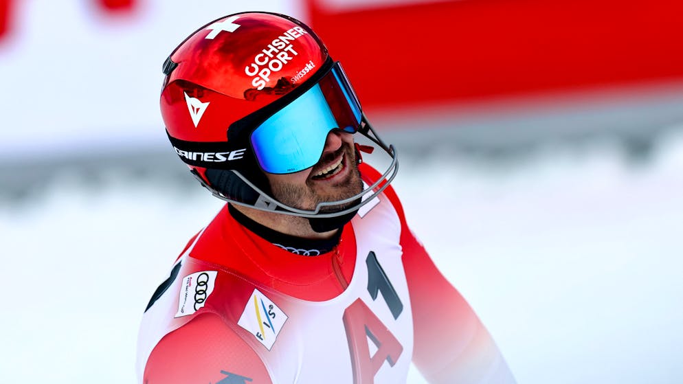 Slalom de Kitzbühel. Dans le sillage de Manuel Feller, Loïc Meillard touche la victoire du doigt !