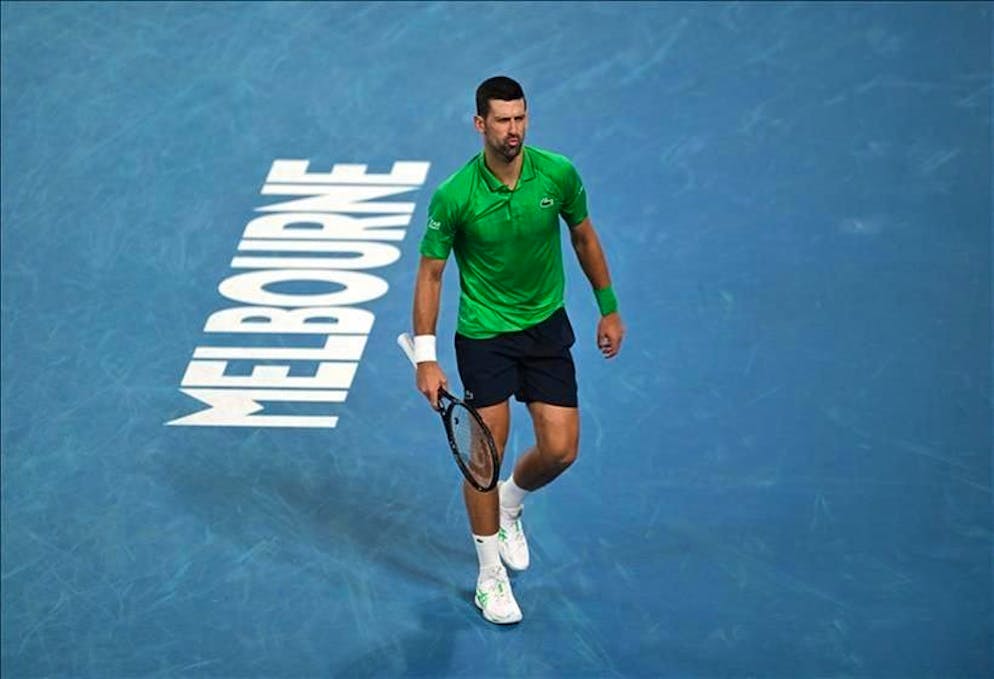 Djokovic ai quarti