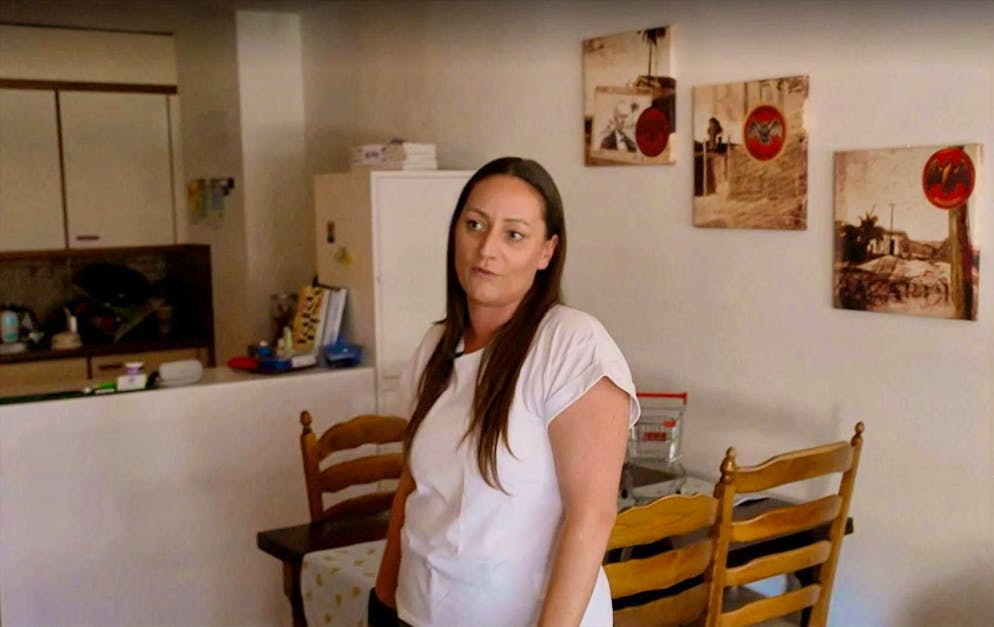Julia Schramm has to move out of her apartment in Zurich-Altstetten, where she has lived for ten years. A stressful situation for the 38-year-old.