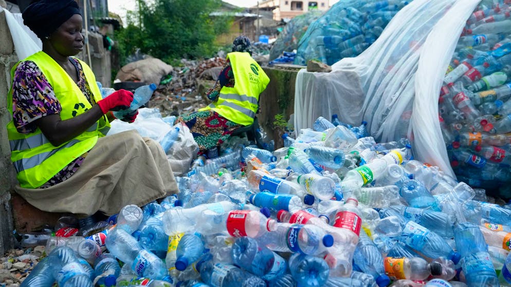 Auswirkungen wie Hepatitis B. Plastik wird laut Modellrechnung immer mehr Lebensjahre kosten