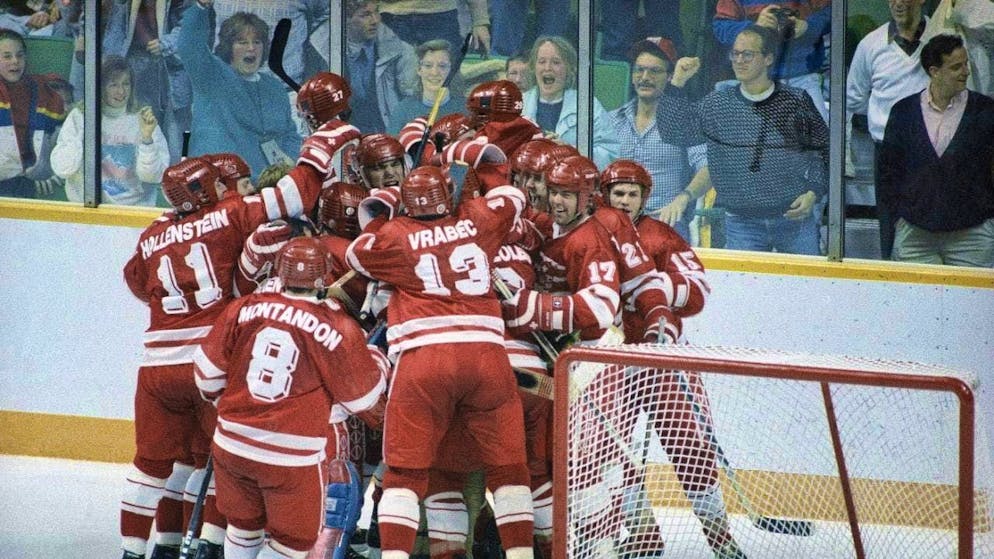Max Julen and the whistling of the Yugoslav ski fans - Gallery. Swiss ice hockey's finest hour: the 2:1 victory over Finland in Calgary in 1988 is a sensation