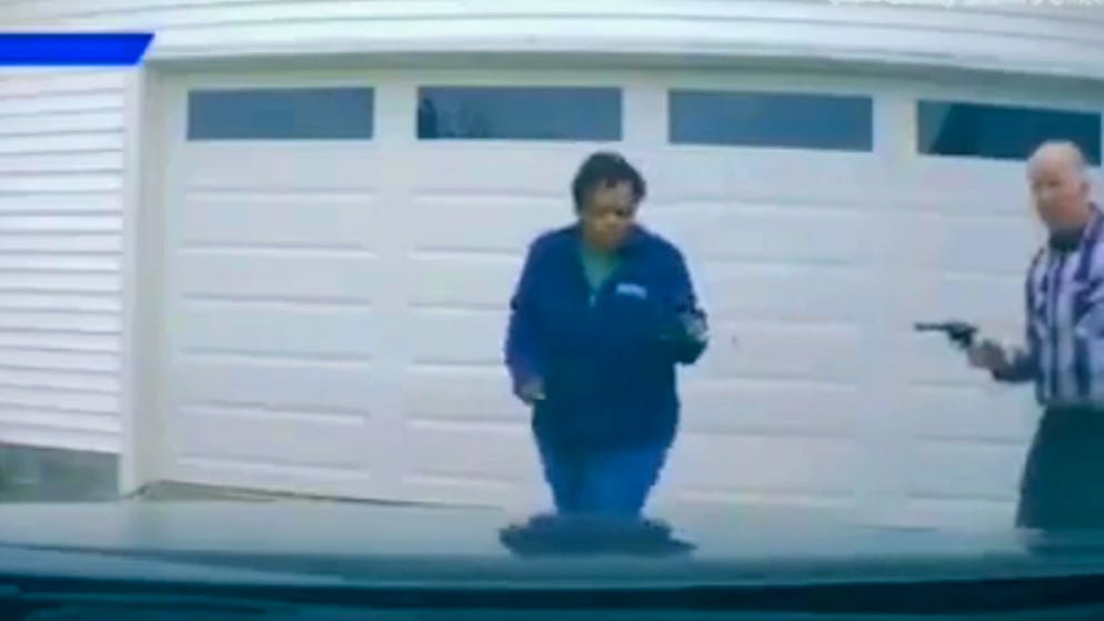 Life imprisonment for 83-year-old. Senior shoots unsuspecting money mule after grandchild scam call