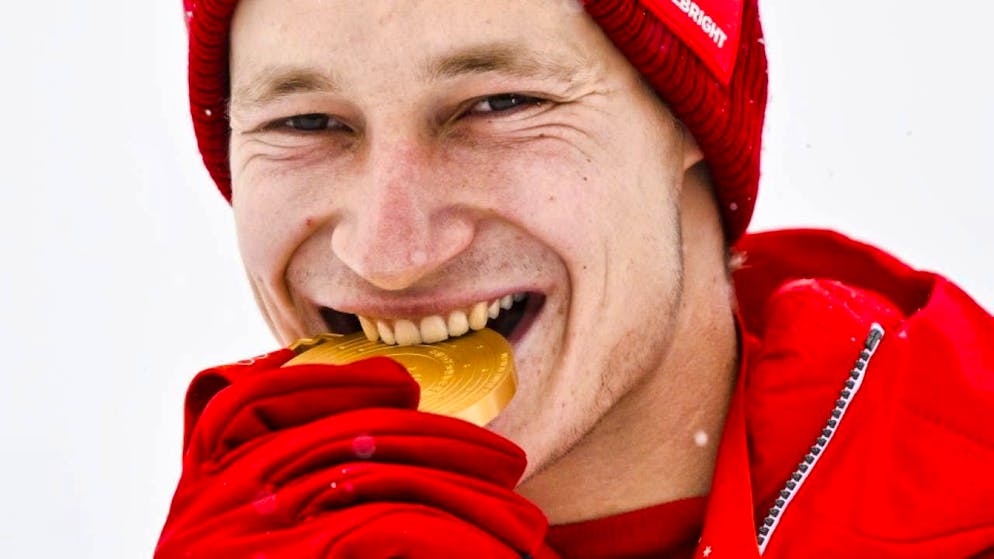 What are the 2022 Swiss medal winners doing today? - Gallery. Gold tastes so sweet: Marco Odermatt triumphed in the giant slalom in 2022, this time he is one of the top favorites in three disciplines