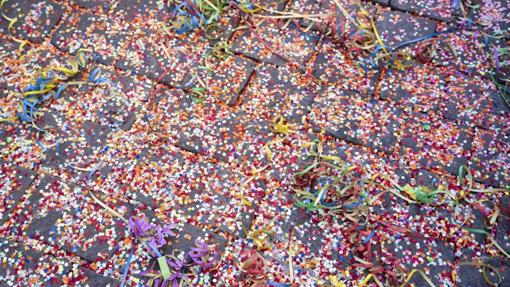 Ogni anno il carnevale di Roveredo attira circa 20'000 persone. Rappresenta  uno degli eventi più frequentati della Svizzera italiana. (immagine simbolica)