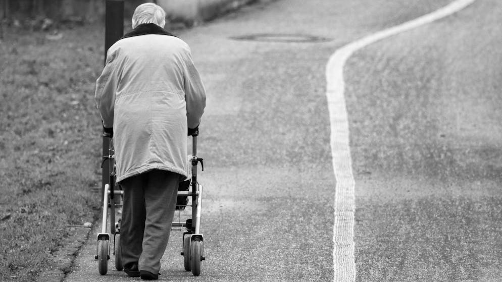 Les personnes âgées n'ont pas ou peu d'interaction avec les cinq réseaux de sociabilité : la famille, les amis, le monde du travail, l'associatif et le voisinage (image d’illustration).
