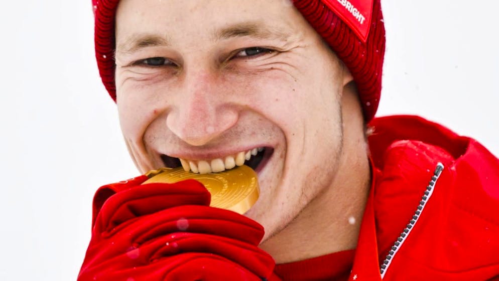 Was machen die Schweizer Medaillengewinner von 2022 heute? - Gallery. So süss schmeckt Gold: 2022 triumphierte Marco Odermatt im Riesenslalom, diesmal gehört er gleich in drei Disziplinen zu den Topfavoriten