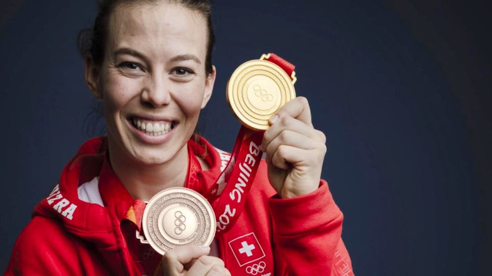 Was machen die Schweizer Medaillengewinner von 2022 heute? - Gallery. Auch Michelle Gisin fehlt nach ihren zwei Medaillen in China wegen einer Verletzung