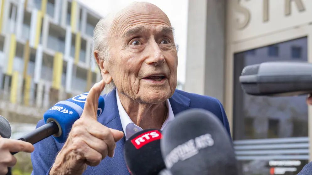 Gli USA non sono sicuri per i tifosi?. Sepp Blatter sostiene il boicottaggio dei Mondiali di calcio