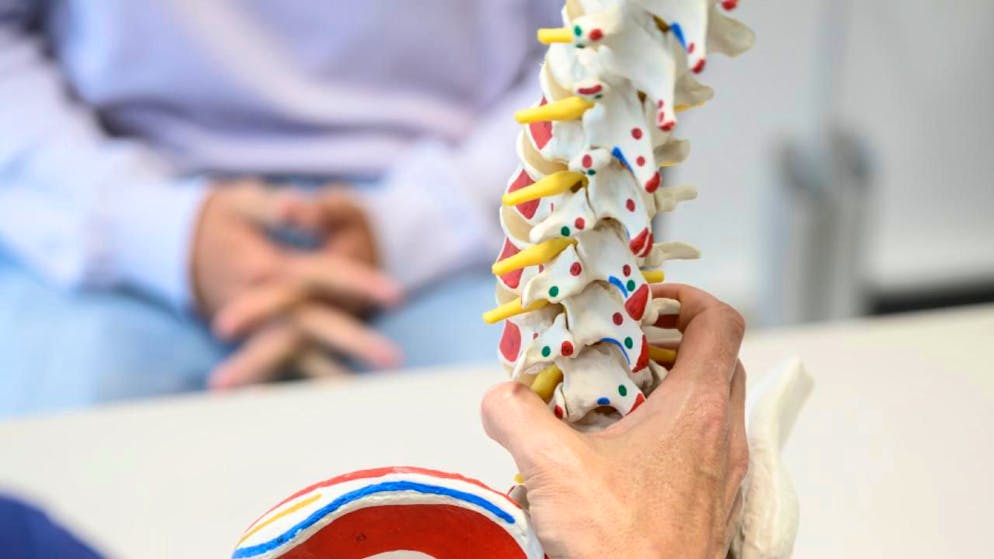 Im Prozess gegen einen ehemaligen Chirurgen im Berner Amthaus wurde am Dienstag mit den Plädoyers fortgefahren. (Symolbild)